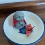 4 CM Mini Buddha Statue, Miniature Cute Little Buddha Statue, Terrarium Accessories, Tiny Monk Buddha Pray with Both Hands Figure