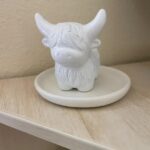 Highland Cow Ring Holder, Highland Cow Statue, Fluffy Mini Cow With Horns, Long Haired Cow, Cow With Horns And Long Hair, Cute Ring Display