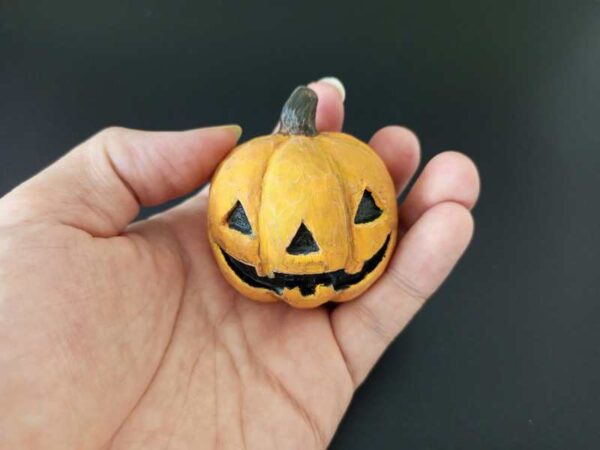 Rustic Mini Pumpkin Decor