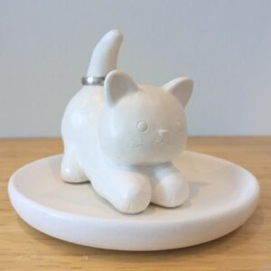 Stretching Cat Ring Holder, Cat Tail Ring Holder, Kitty Cat Ring Holder, Adorable Fluffy Cat, Ring Tray, Cat Sculpture, Cute Ring Display